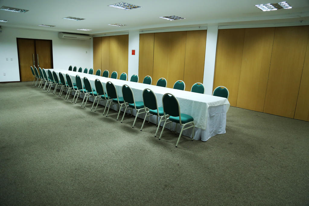 Garbos Trade Hotel Мосоро Экстерьер фото