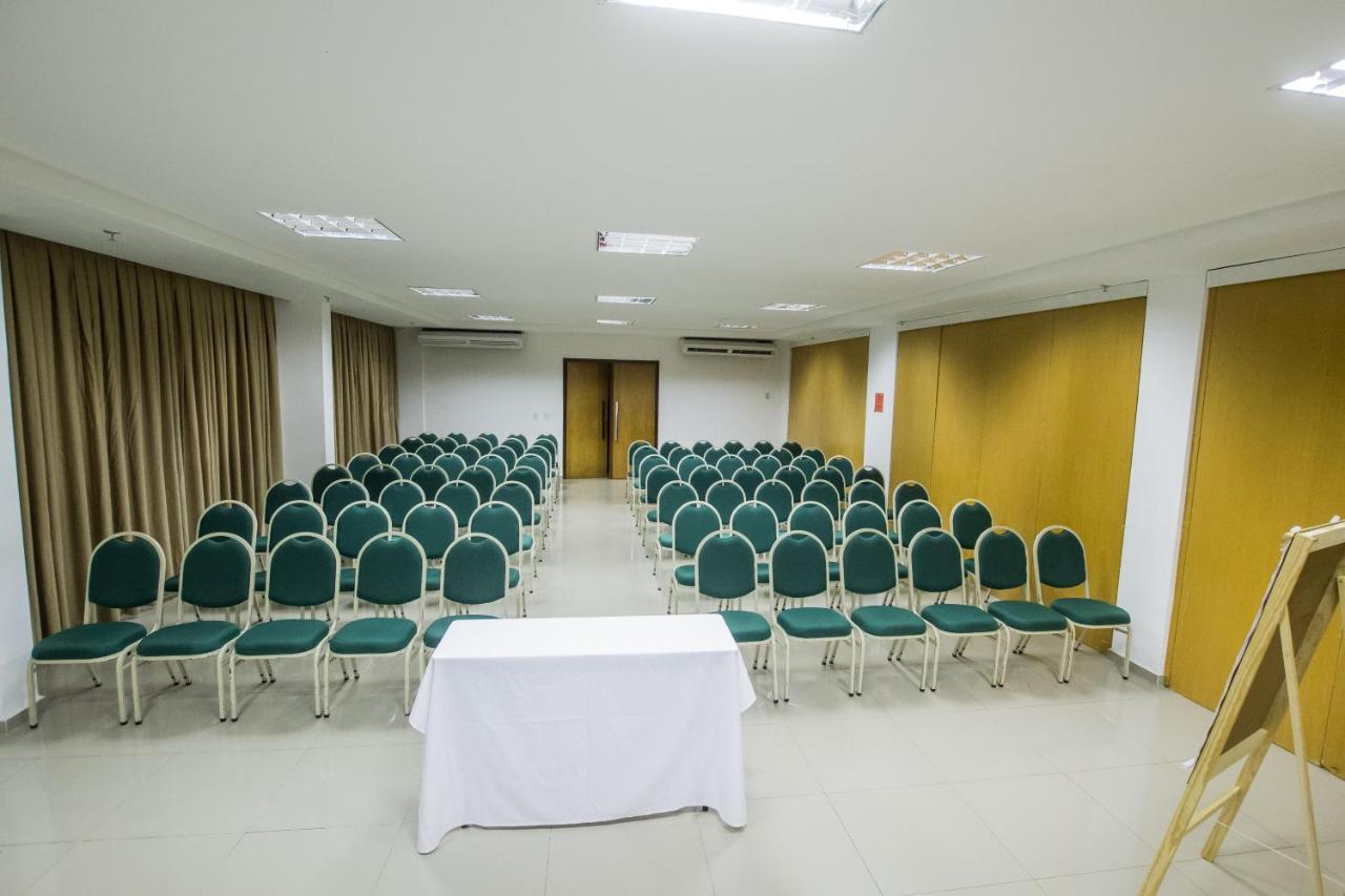 Garbos Trade Hotel Мосоро Экстерьер фото